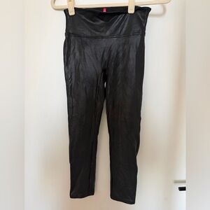 SPANX Faux Leather Athletic Capri Crop Pants in Black